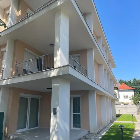 Apartamento Kék Balaton Balatonalmádi